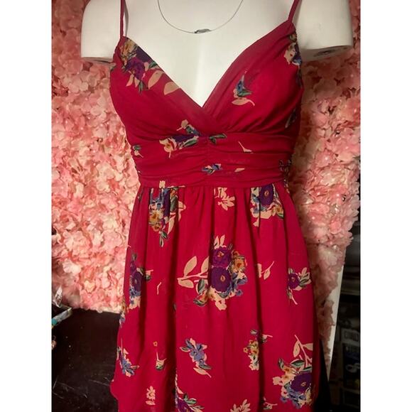 XXI Red Flowers Size Small Dress - Picture 1 of 4